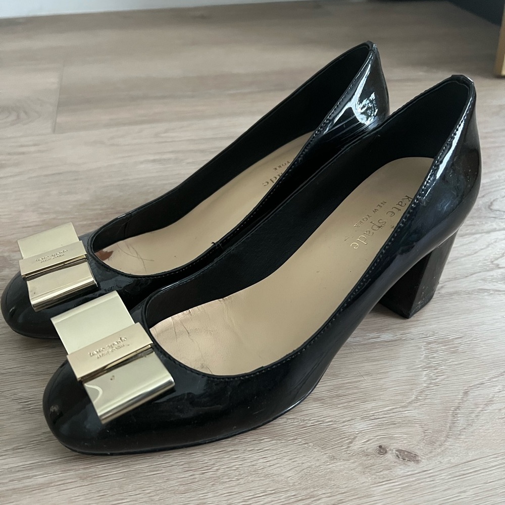 Kate Spade black heel pump